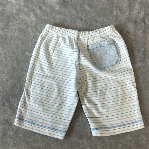 Mexx - 3 piece outfit. Sizes 0-2/2-4/4-6 months - Picture 11 of 11